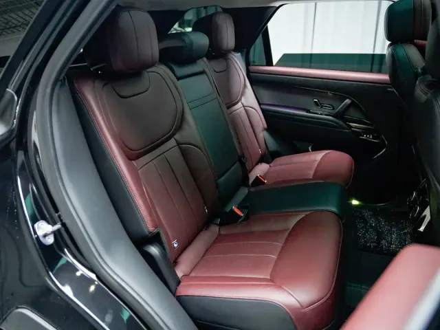 Land Rover Range Rover Sport — Фото автомобиля 13