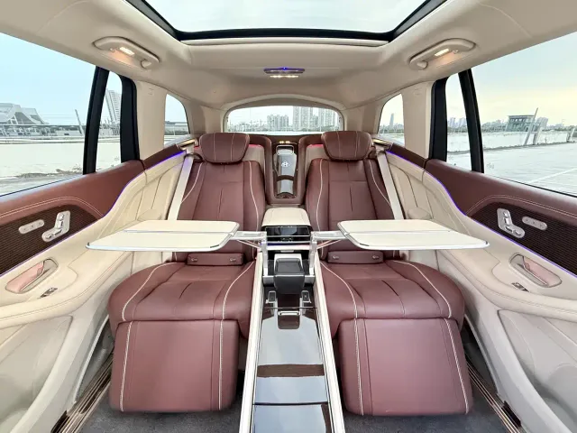 Mercedes-Benz GLS-Class — Фото автомобиля 10