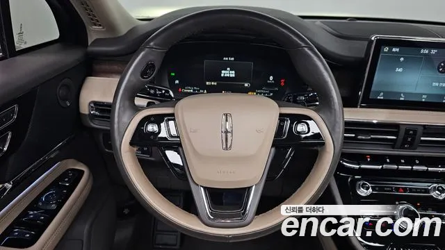 Lincoln Corsair — Фото автомобиля 15