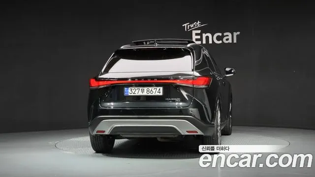 Lexus RX — Фото автомобиля 4