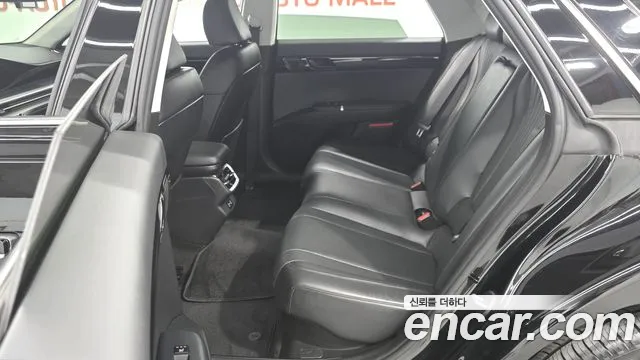 Hyundai Grandeur GN7 — Фото автомобиля 15