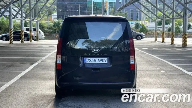 Hyundai Staria — Фото автомобиля 4
