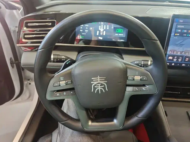 BYD Qin L — Фото автомобиля 10