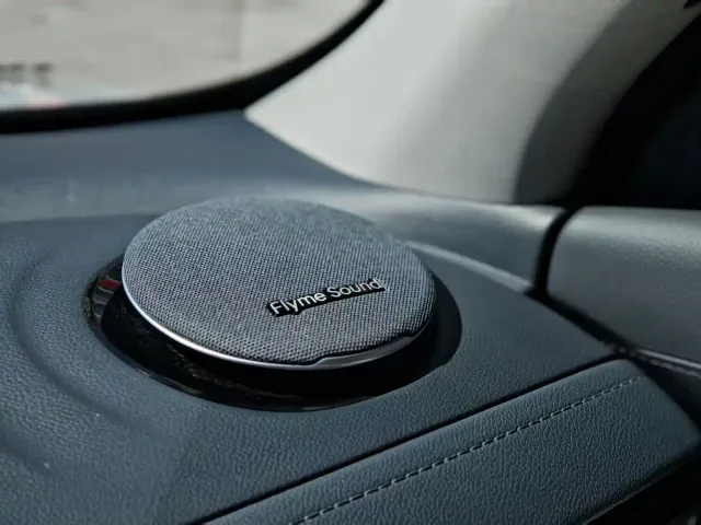 Geely Galaxy E5 — Фото автомобиля 15
