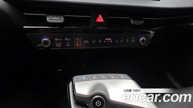 Kia EV6 — Фото автомобиля 17