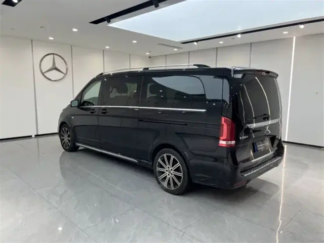 Mercedes-Benz V-Class — Фото автомобиля 15