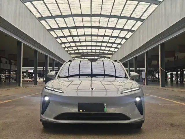 Nio ET5 Touring — Фото автомобиля 2