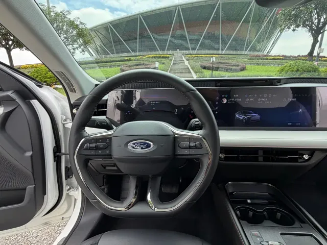 Ford Mondeo — Фото автомобиля 13