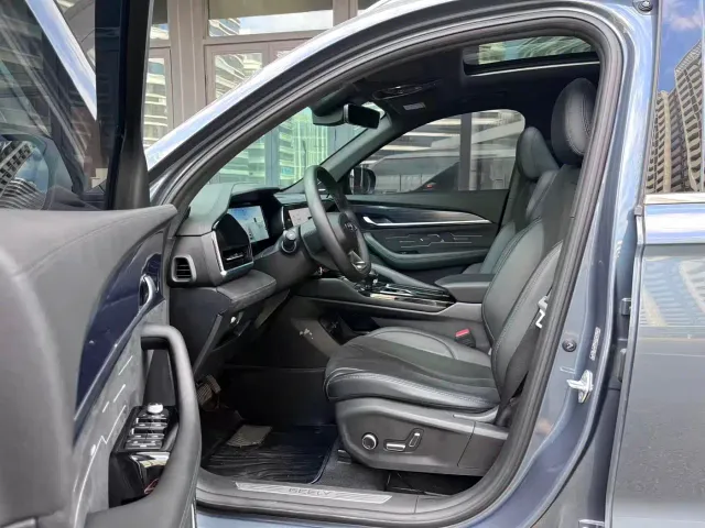 Geely Xingyue L — Фото автомобиля 6