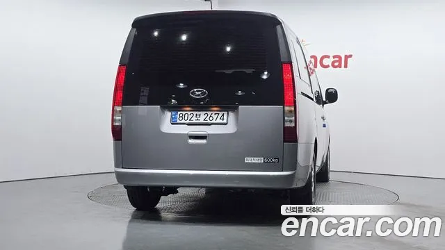 Hyundai Staria Staria Карго 5 мест — Фото автомобиля 4