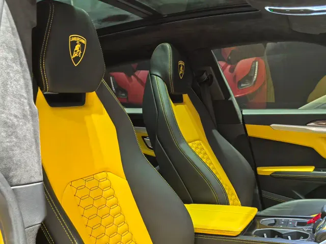 Lamborghini Urus — Фото автомобиля 13