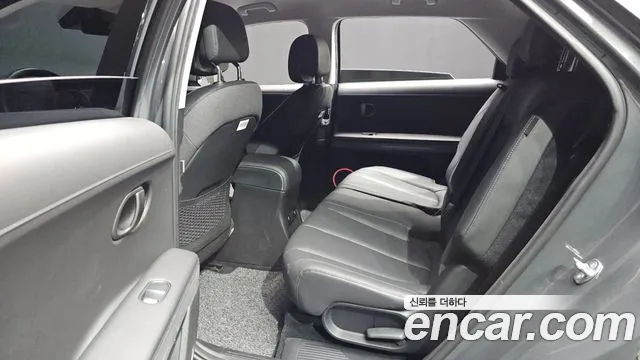 Hyundai Ioniq5 — Фото автомобиля 12