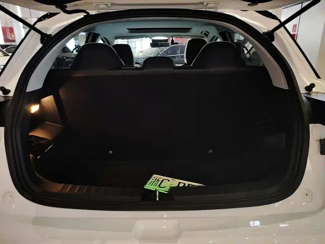 Geely Geometry E Firefly — Фото автомобиля 18