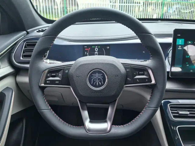BYD Qin PLUS — Фото автомобиля 17