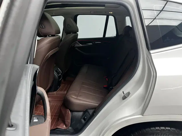 BMW X3 — Фото автомобиля 17
