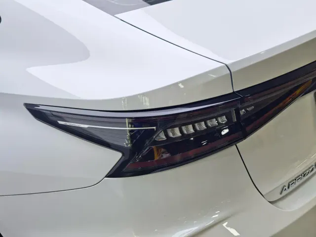 Chery Arrizo 8 — Фото автомобиля 7