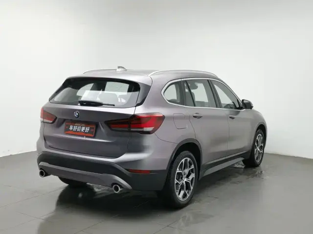 BMW X1 — Фото автомобиля 2