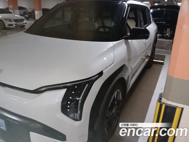 Kia EV3 — Фото автомобиля 3