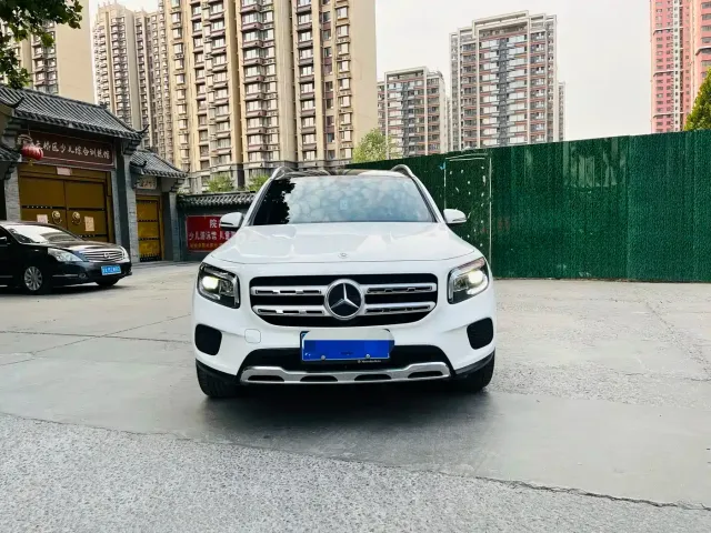 Mercedes-Benz GLB-Class — Фото автомобиля 2