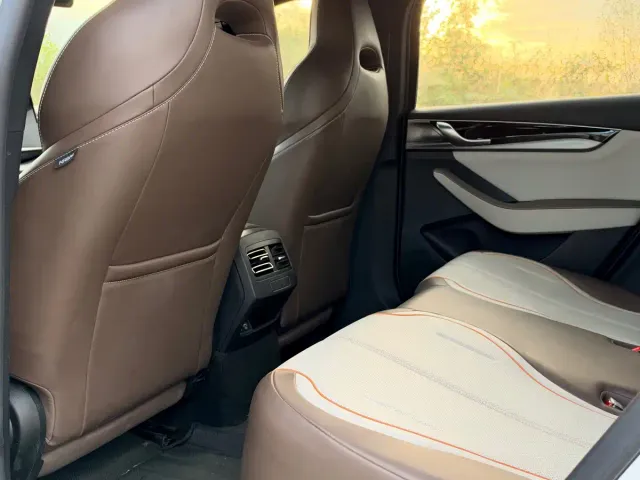 BYD Qin PLUS — Фото автомобиля 8