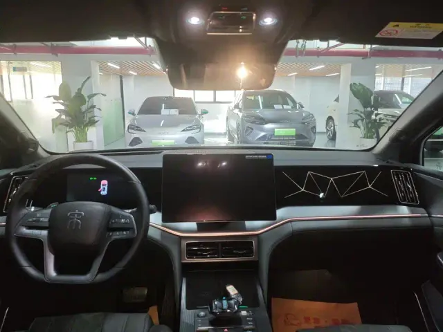 BYD Song L DM-i — Фото автомобиля 7