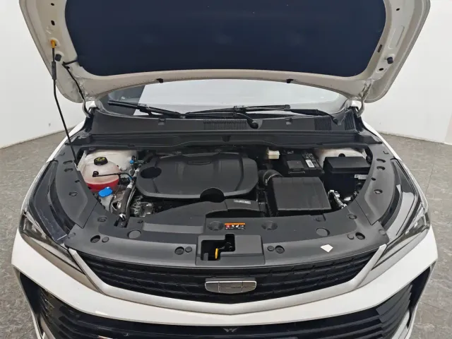 Geely Binyue — Фото автомобиля 13
