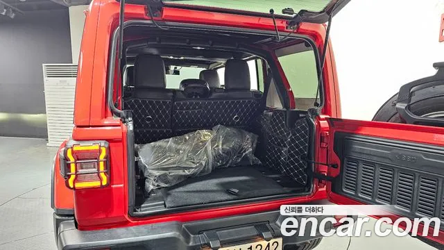 Jeep Wrangler Wrangler (JL) — Фото автомобиля 20