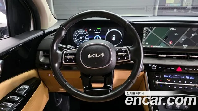 Kia Canival — Фото автомобиля 6