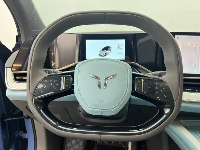 Hongqi Tian Gong 08 — Фото автомобиля 12