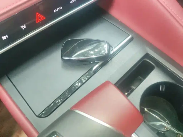 Changan CS75 Plus — Фото автомобиля 9