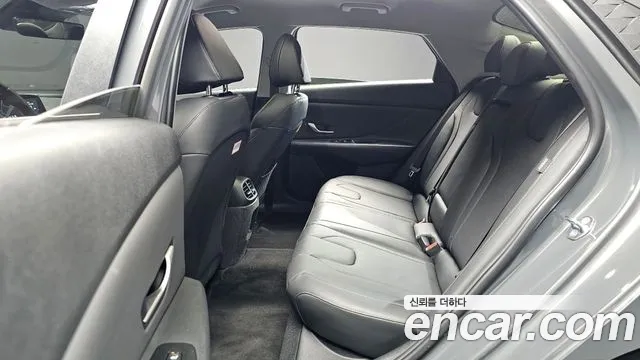 Hyundai Avante — Фото автомобиля 16