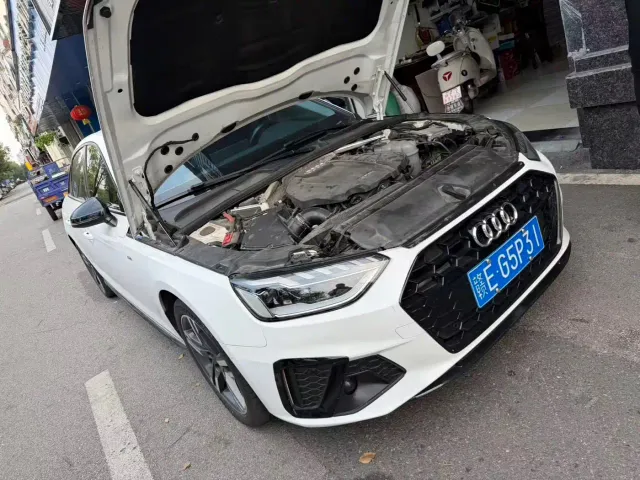 Audi A4L — Фото автомобиля 9