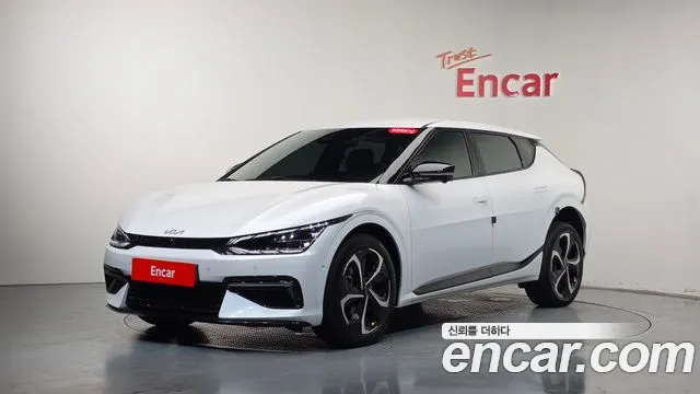 Kia EV6 — Фото автомобиля 16