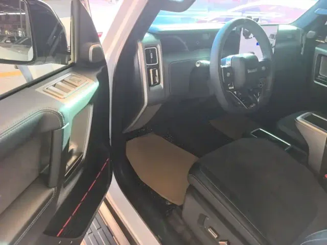 iCAR V23 — Фото автомобиля 15