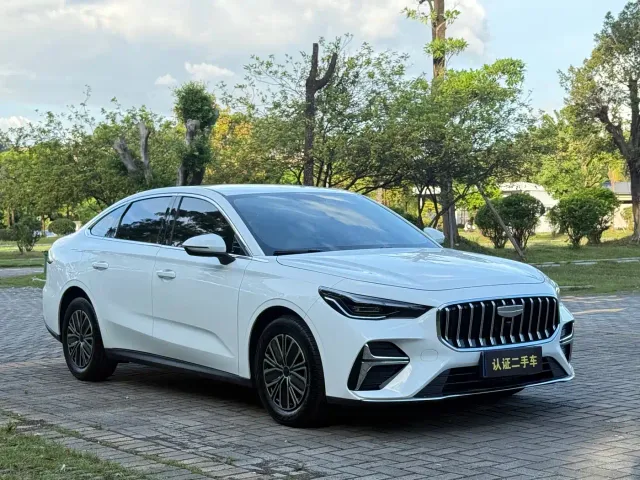 Geely Emgrand — Фото автомобиля 3
