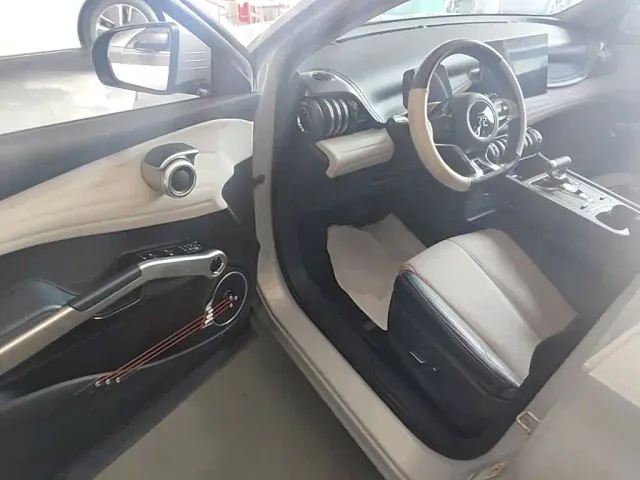 BYD Yuan PLUS — Фото автомобиля 15
