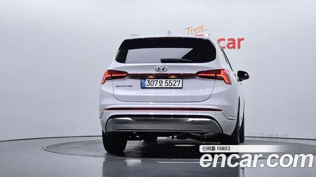 Hyundai Santafe — Фото автомобиля 4