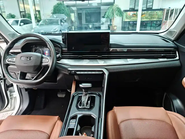 Geely Vision X6 — Фото автомобиля 17