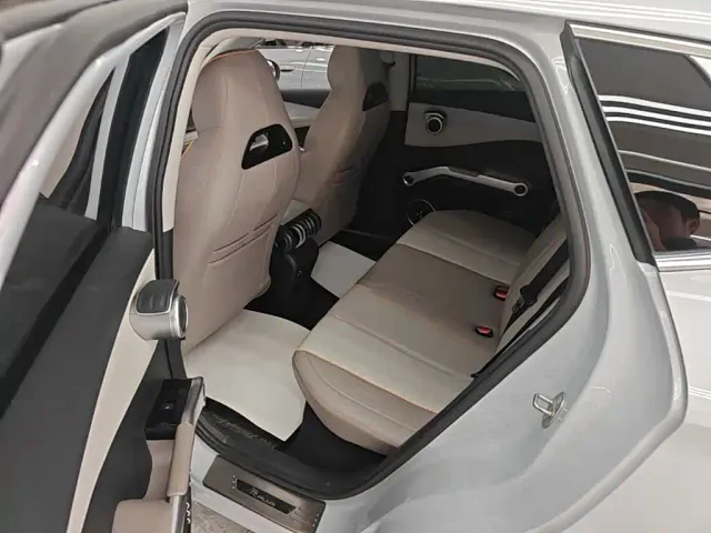 BYD Yuan PLUS — Фото автомобиля 16