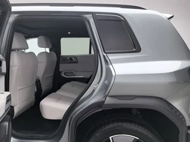 BYD FangChengBao Titanium 3 — Фото автомобиля 15