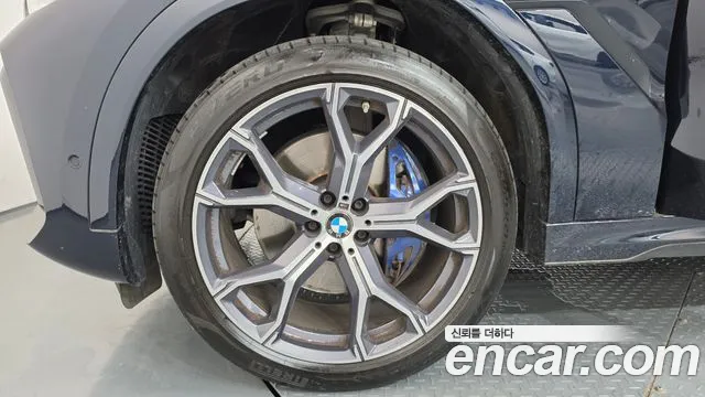 BMW X6 xDrive40i M Sport — Фото автомобиля 5
