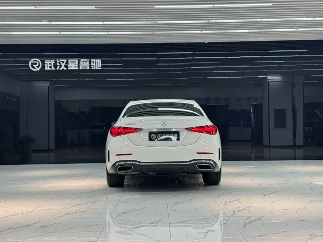 Mercedes-Benz C-Class — Фото автомобиля 2