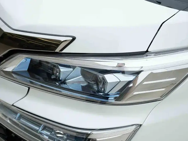 Toyota Vellfire — Фото автомобиля 14