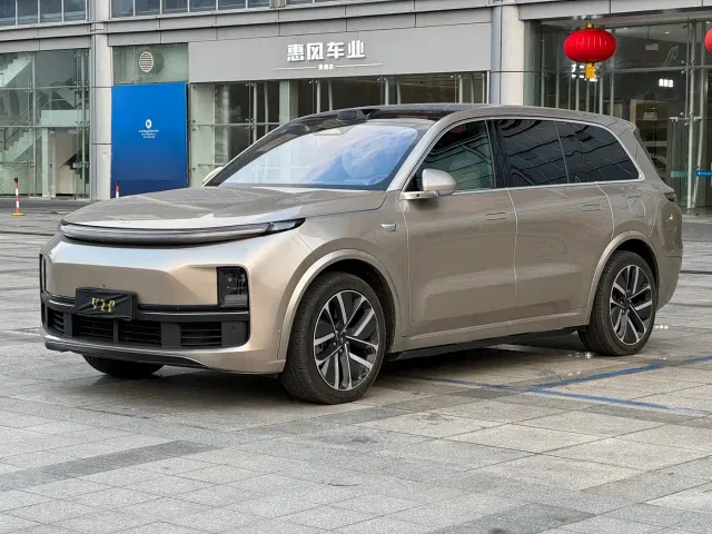 Фотография автомобиля — Li Auto L9
