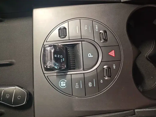 BYD Seal 06 — Фото автомобиля 13