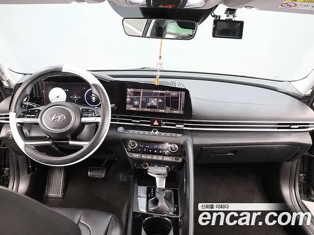Hyundai AVANTE Новый Avante (CN7) — Фото автомобиля 14