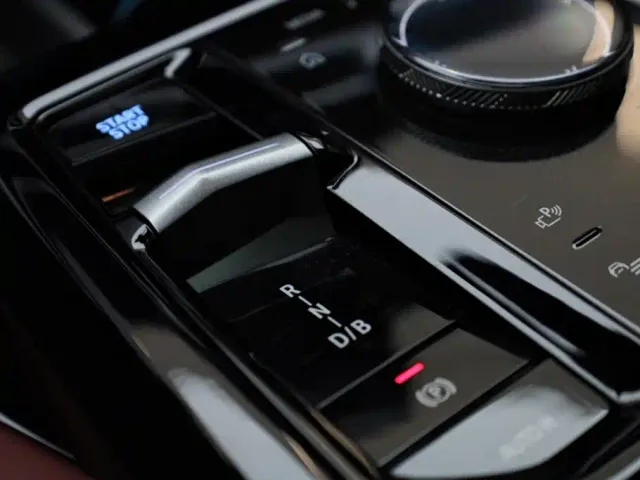 BMW BMW i5 2024 eDrive 35L M Sport Package — Фото автомобиля 29