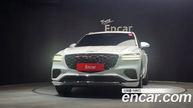 Genesis GV70 — Фото автомобиля 3