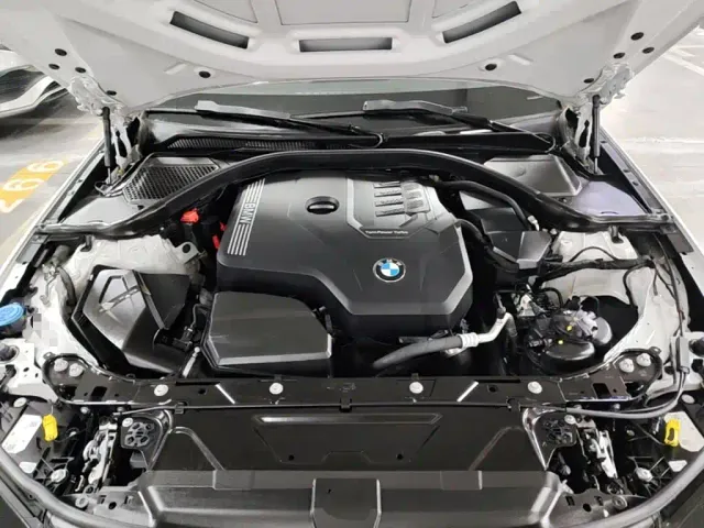 BMW 3 Series — Фото автомобиля 24