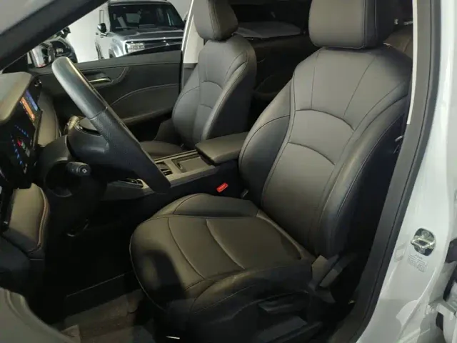 Roewe i5 — Фото автомобиля 14